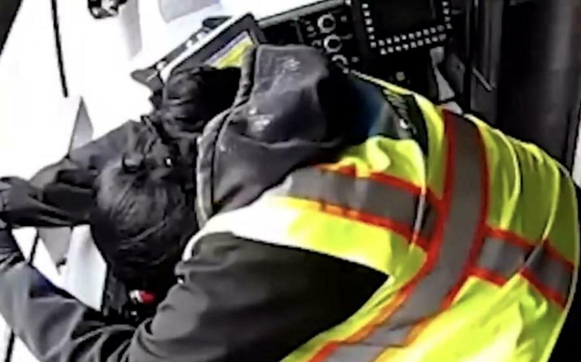 (影)舊金山驚現「失速列車」! 乘客被甩離座位失聲尖叫 竟是駕駛打瞌睡闖禍