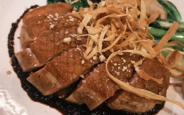 米其林指南推薦餐廳「多人上吐下瀉」!北市衛生局查獲缺失