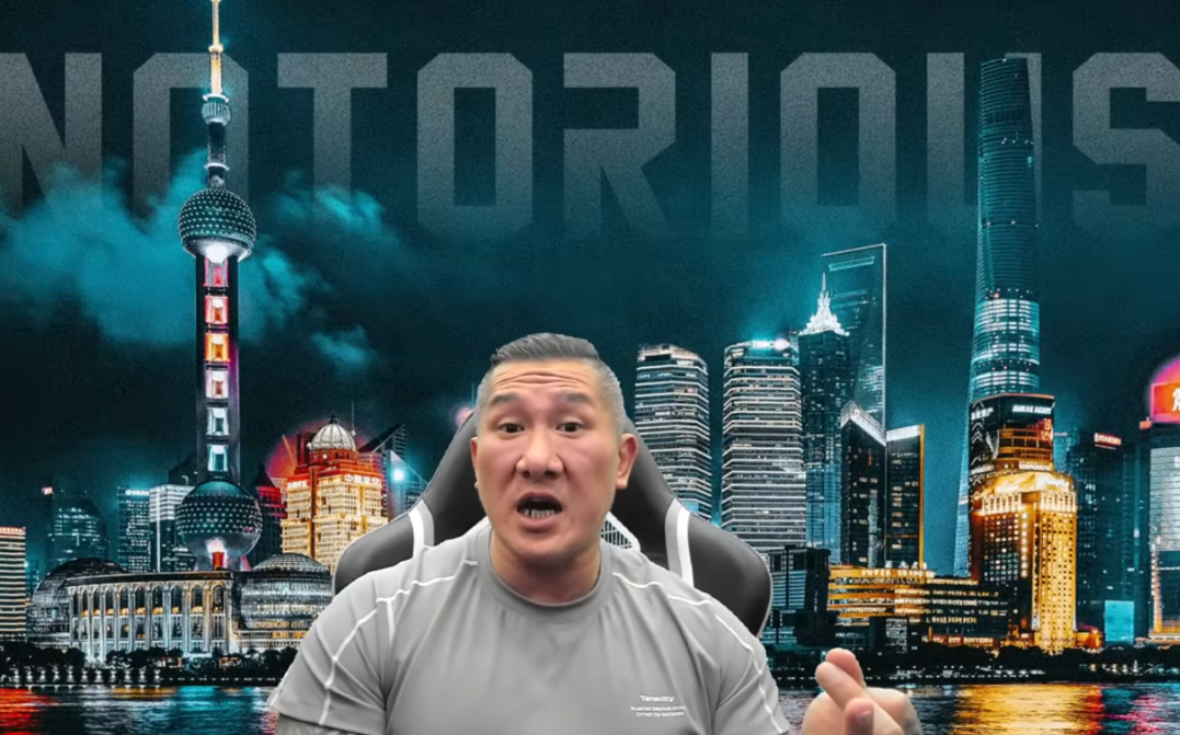 「決策最終都要館長拍板」總監吳明鑒長文回擊：超多辛酸難以言表