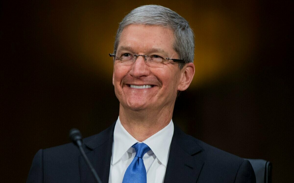 蘋果iPhone需求驚人營收大增16% 股價盤後走揚庫克仍有憂慮