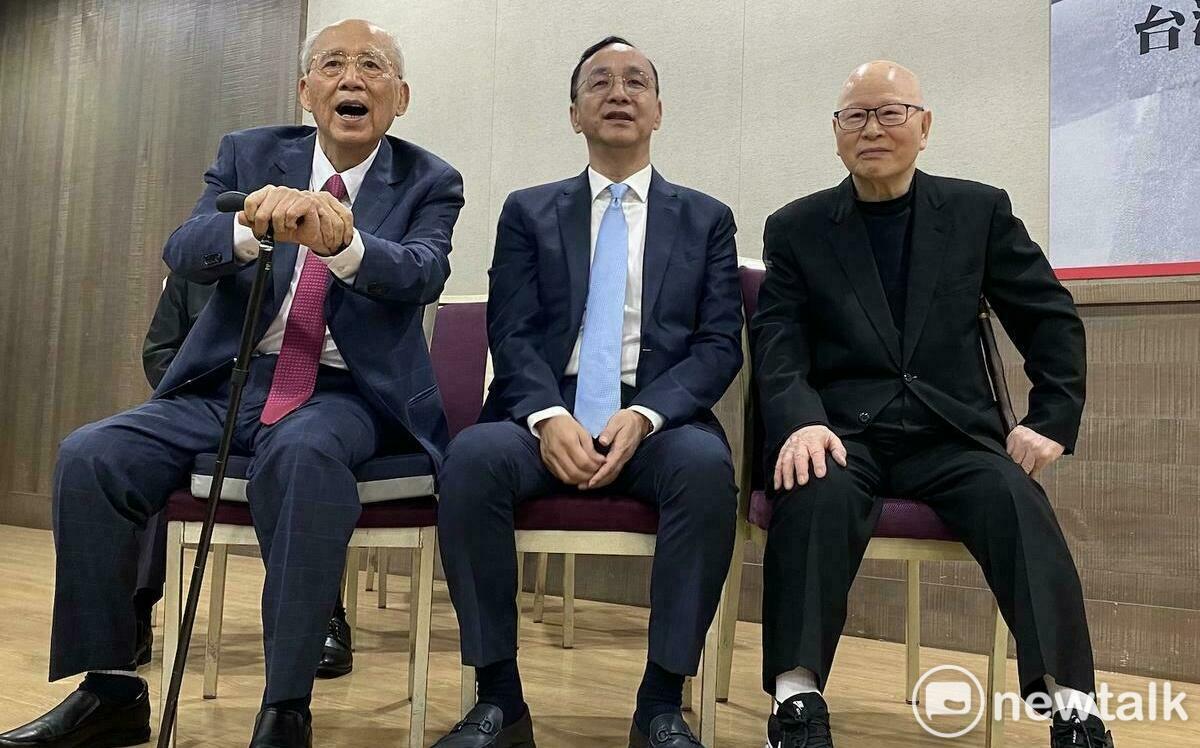 吳伯雄力讚許信良「心存善念」、若許做決策就不會發起大罷免