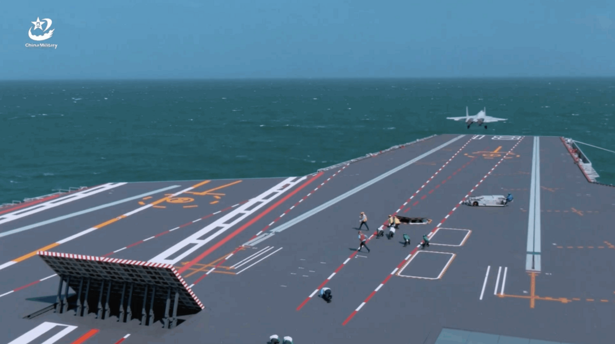  福建艦參與聯合演習測試電磁彈射系統，傳殲-15T戰機、殲-15DT電子戰機、殲35隱形戰機及空警-600預警機等各式艦載機均納入測試。 圖：翻攝陸網/中國軍網 