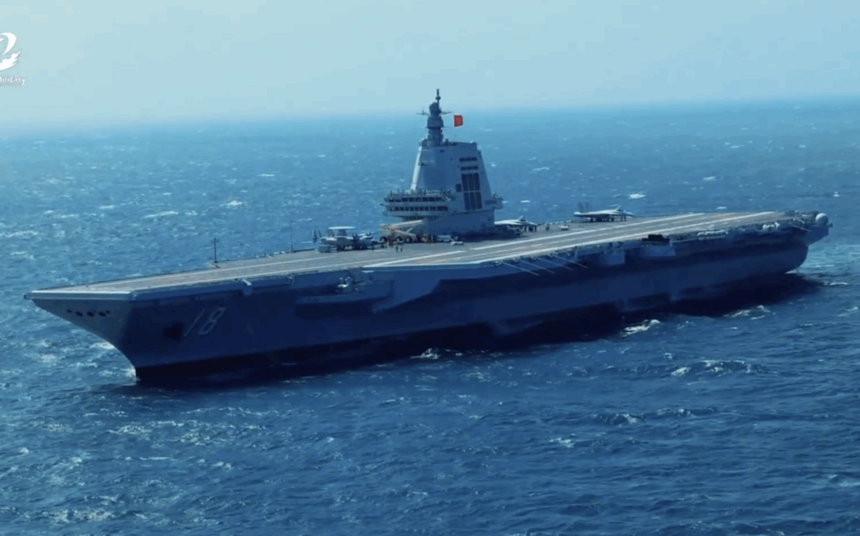 (影)中國福建艦首度率打擊群海上訓練 驗證電磁彈射與艦載機起降