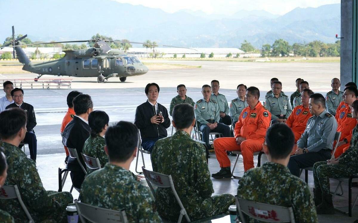 (影)總統臺中勗勉中部救災部隊:展現團結力量 讓「軍愛民、民敬軍」深植人心