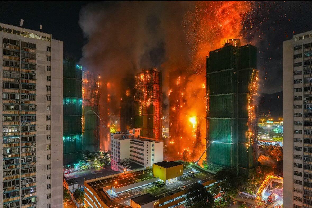  香港新界大埔區宏福苑發生嚴重火災，至今共累計151人死亡。 圖：翻攝自X 
