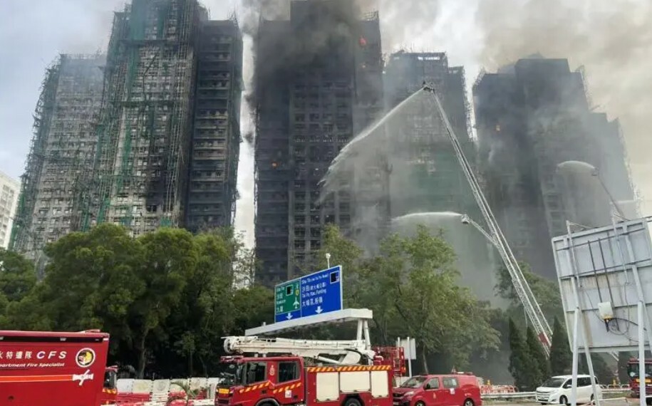香港宏福苑火災累計94死76傷還有25求助個案!今早完成7大樓爆破