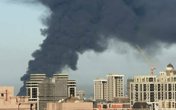 桃園蘆竹工廠大火濃煙直竄天際　出動10分隊搶救、影響中壢、蘆竹、大園數里