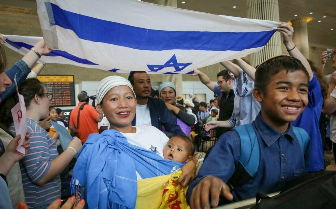 「失落的以色列十支派」之一! 以歸回5,800名住印度「瑪拿西之子」猶太居民