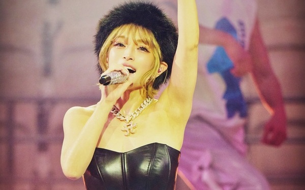 濱崎步上海演唱會遭取消 蔣萬安招手  他轟「講幹話」：敢去雙城論壇幫她講話？