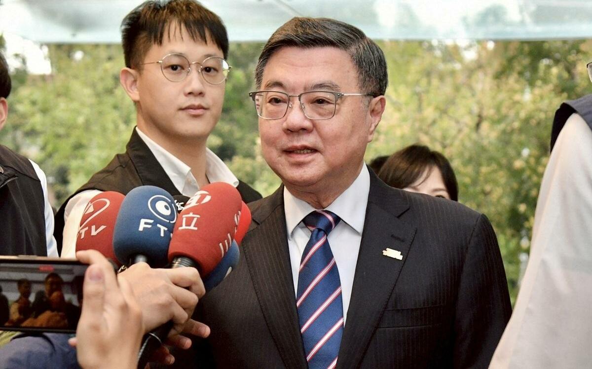 讓公務員執行福國利民的政策!卓揆籲立院通過明年總預算案