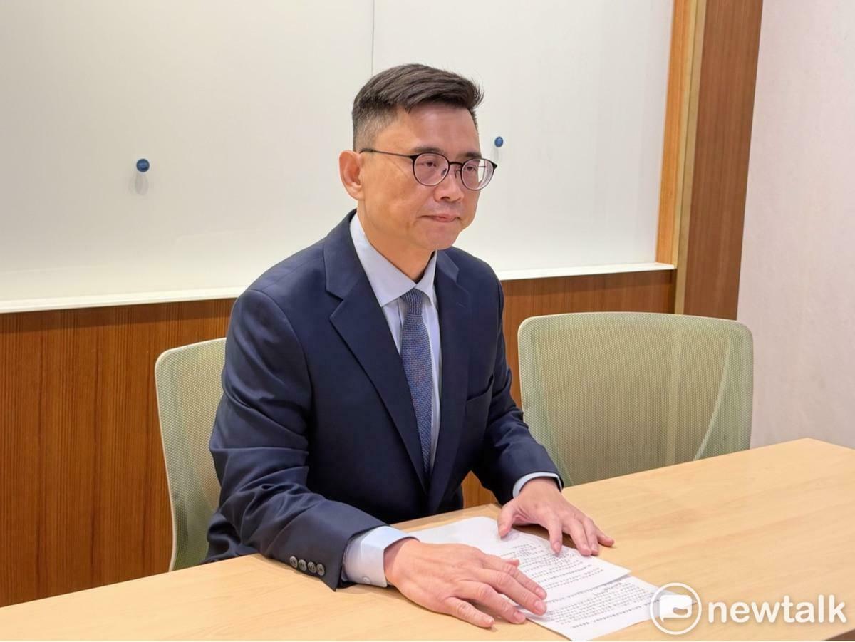  韓國戲劇《鐵拳教育》熱播，民進黨高雄市長參選人賴瑞隆兒子曾涉及校園霸凌再度搬上檯面，而賴瑞隆遭網友批評會遭封鎖社群帳號，引發輿論熱議。 圖：金大鈞/攝（資料照） 