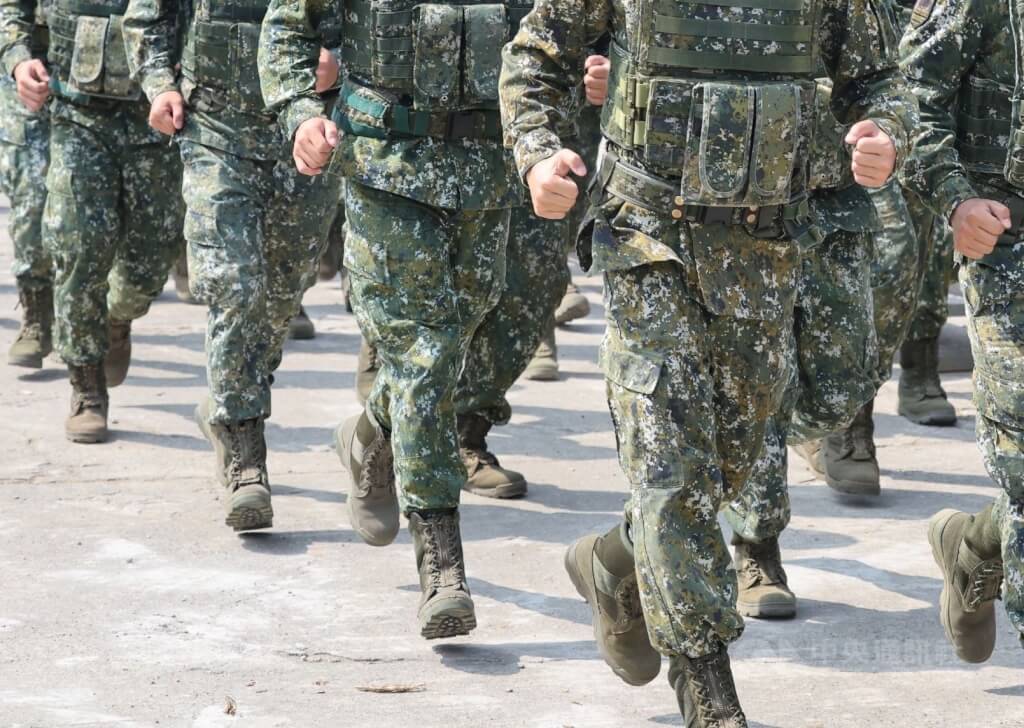 連江地檢查獲60軍人涉租帳戶給不法集團 上士遭押
