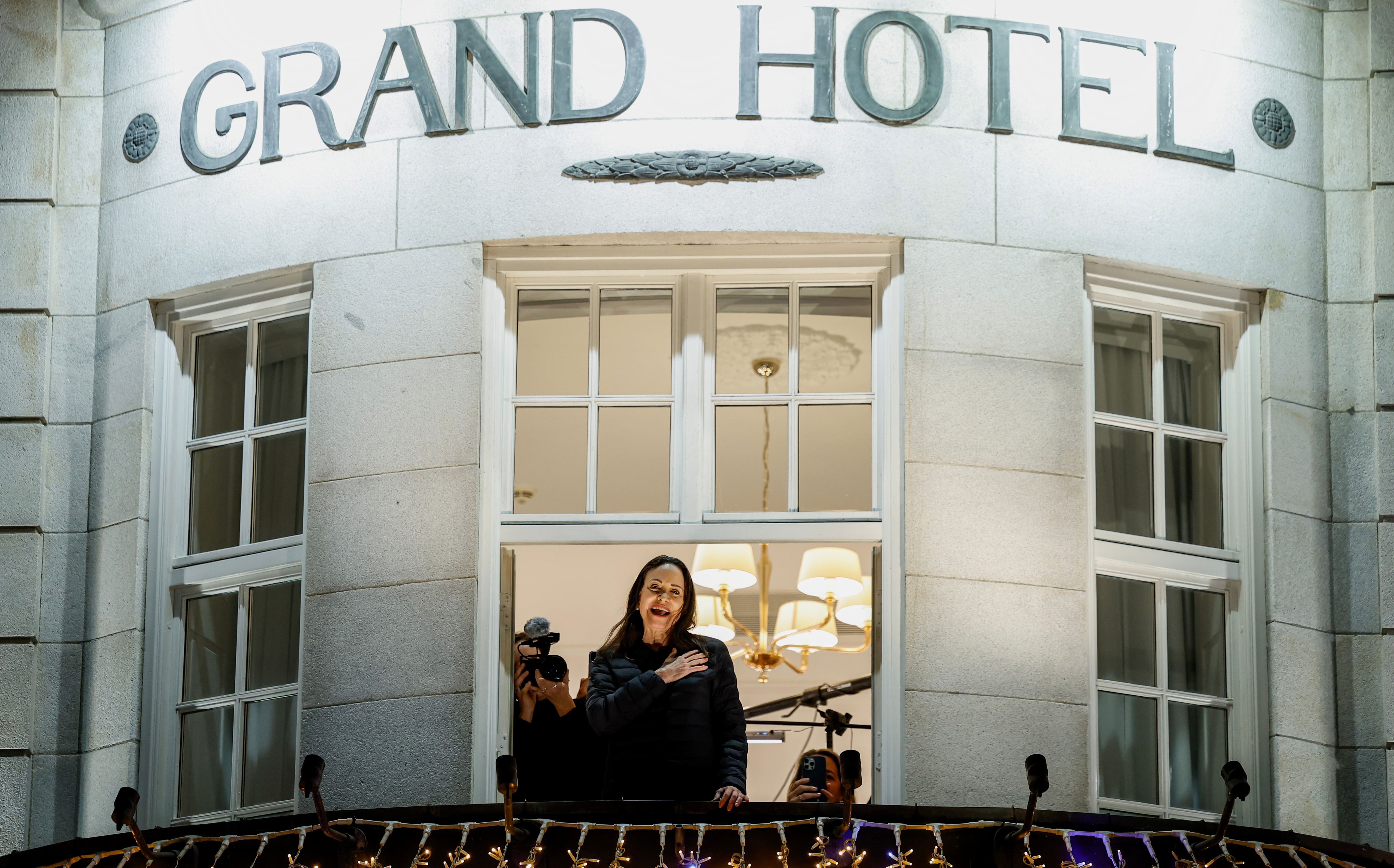 變裝穿越軍事檢查站、乘漁船橫越加勒比海  傳美助諾貝爾和平獎得主馬查多「大逃亡」