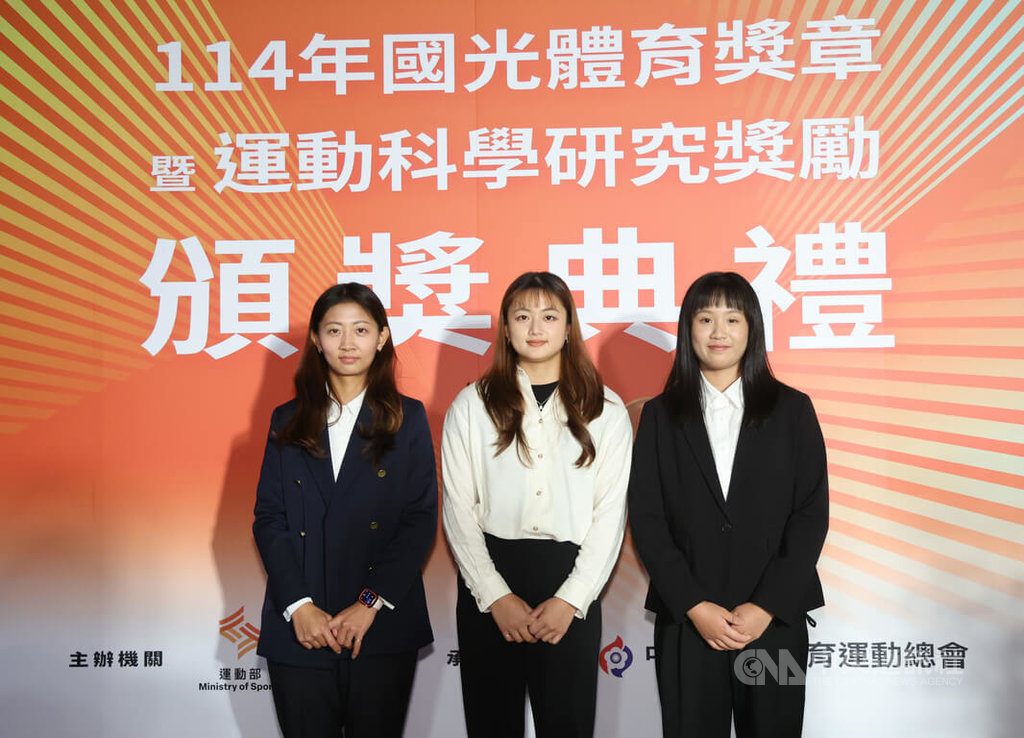 女子射箭李采璇大突破 進帳330萬元成國光獎金后