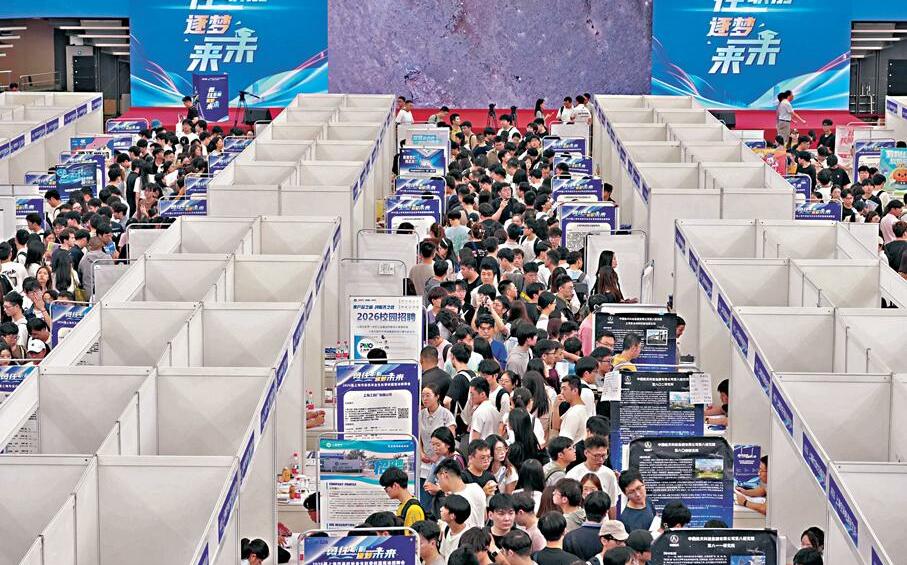 最新統計!中國勞動力平均年齡上升至40歲 0至15歲人口持續下降