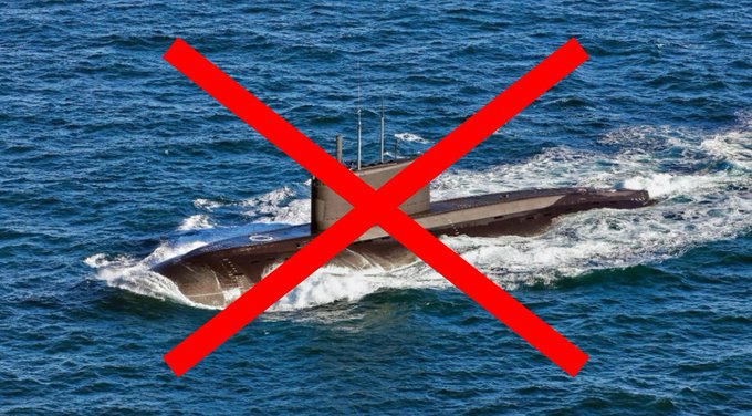  烏軍近期使用「海寶貝」無人快艇成功擊毀停在俄羅斯新羅西斯克港內的潛艦「華沙維揚卡」號，進一步削弱了俄黑海艦隊的戰鬥能力。 圖：翻攝自 @ukraine_map X 帳號 