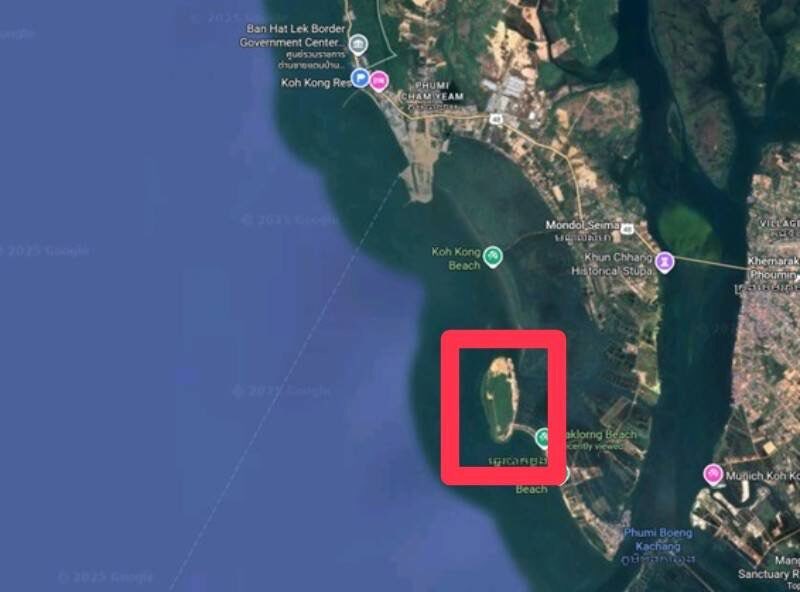 泰國海軍發言人帕拉赫．拉塔納猜亞潘少將今晨表示，泰國海軍已對柬埔寨戈約島上的砲兵陣地展開打擊。 圖:翻攝自X帳號@Fangliusy