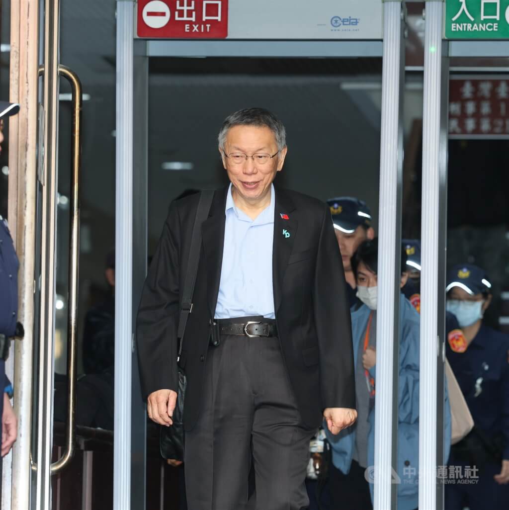 京華城案言詞辯論 公訴檢察官稱柯文哲刀叉吃人肉