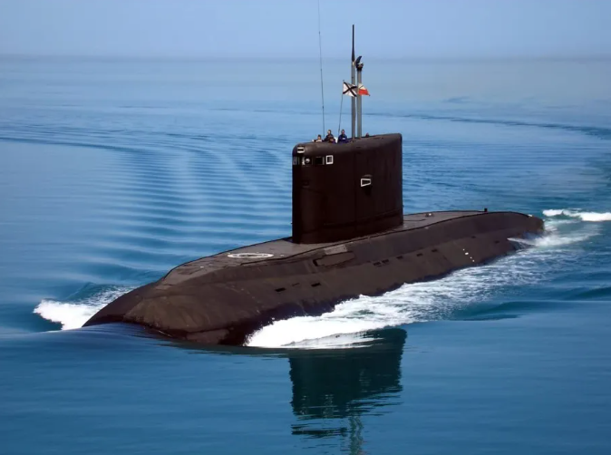 俄羅斯海軍636.3型柴電潛艦。 圖:翻攝自直新聞