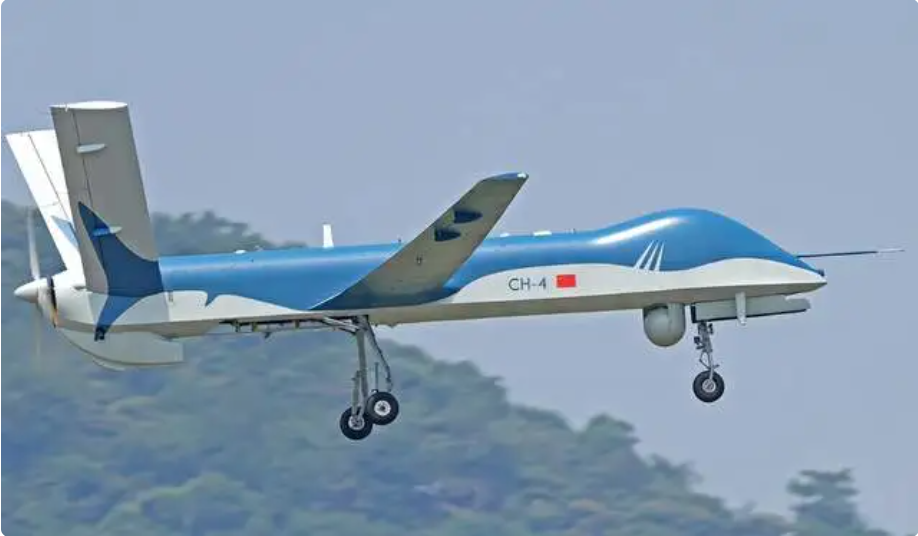  中國無人機彩虹- 4 。 圖：翻攝自騰訊網 