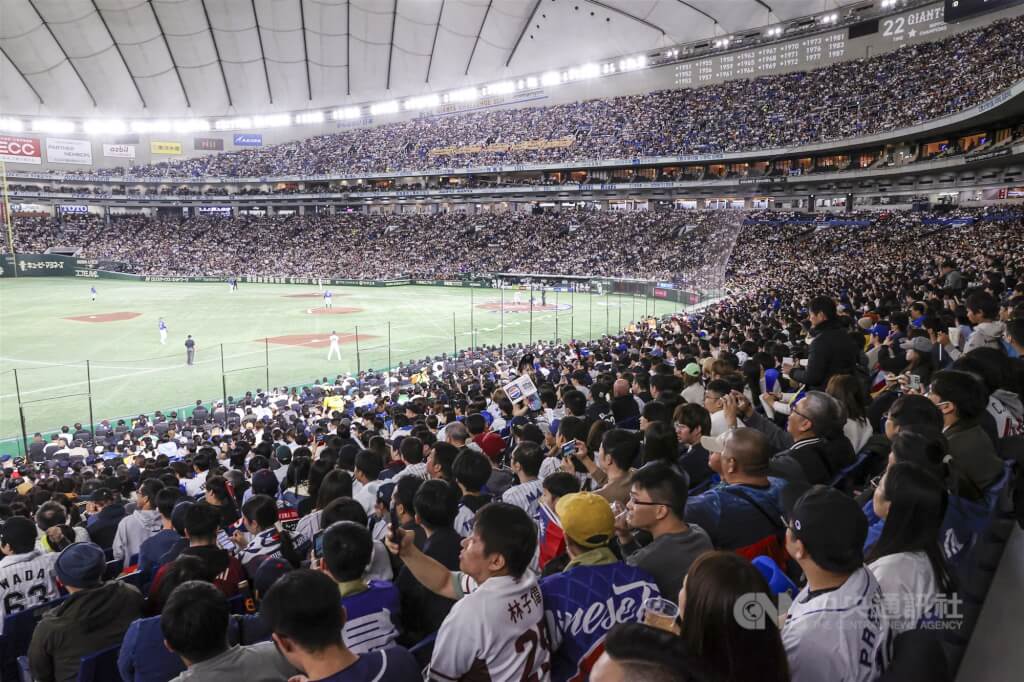 經典賽門票先到先得開賣 47萬人排隊、日本戰秒殺