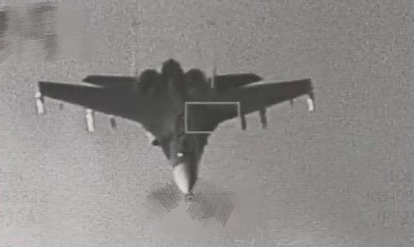 中共殲-10C遭「雷達鎖定」! 飛行員痛罵挑釁 中媒稱「奪槍反打」將外機驅離