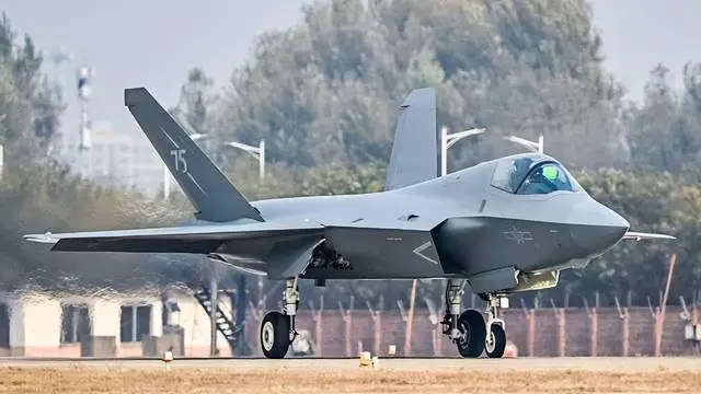  殲-35A 戰機。 圖：翻攝自 騰訊新聞 