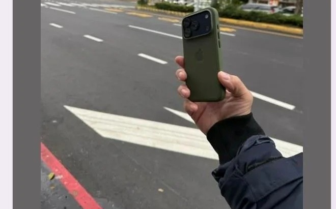 新竹民眾撿iPhone索酬三千遭拒 上網請 alguacrime炮轟