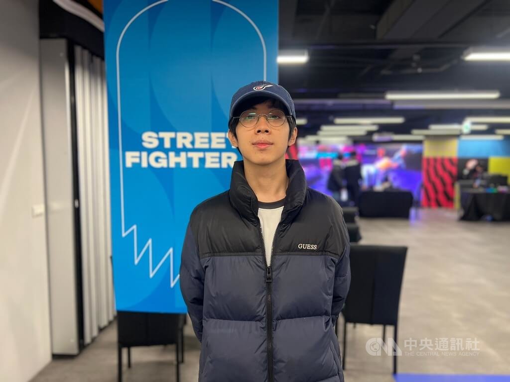 大專智能運動會 新星陳又綱「快打旋風6」奪冠