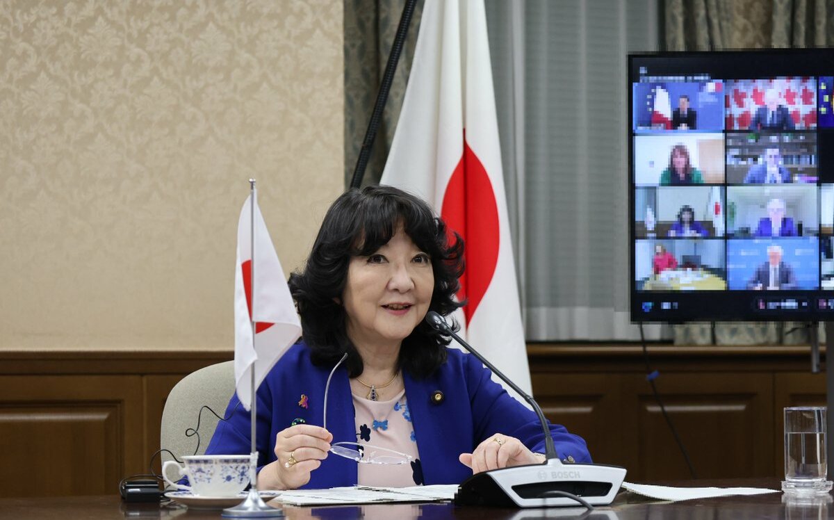 防止中國壟斷並武器化稀土 日本財務大臣:日美歐合作將發揮效果