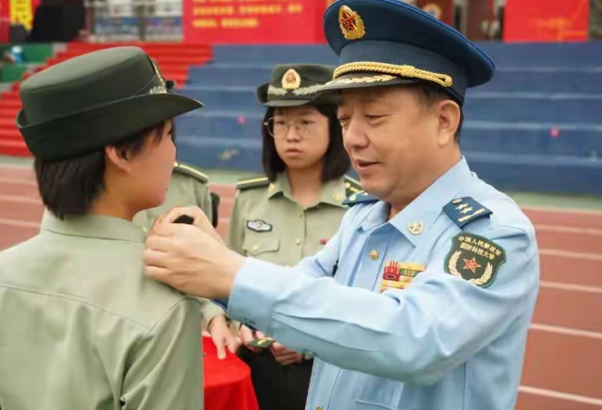  中共國防科技大學政委陳國強。 圖 : 翻攝自 XX 