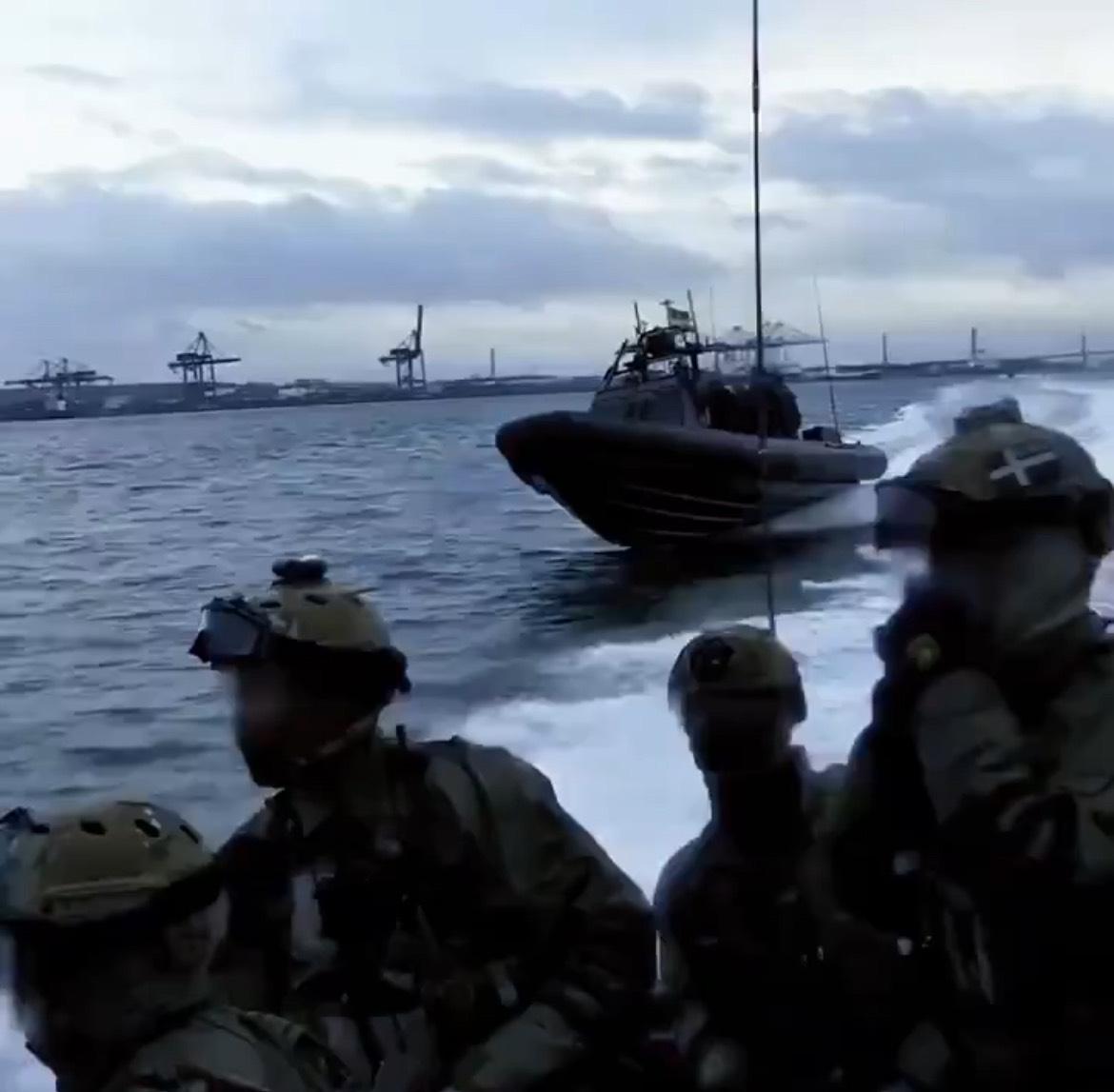  丹麥武裝部隊自今日起在格陵蘭協同盟友展開軍事強化行動。 圖：翻攝自 X 帳號 @NSTRIKE 