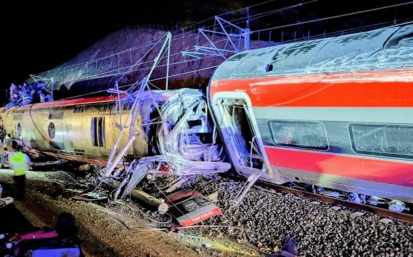 西班牙高速列車相撞 至少39人死亡73傷