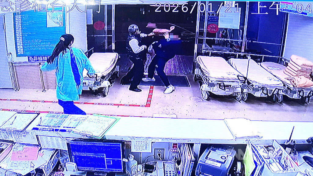 不願治療欲離院毆打護理師 台中男涉醫療法遭法辦