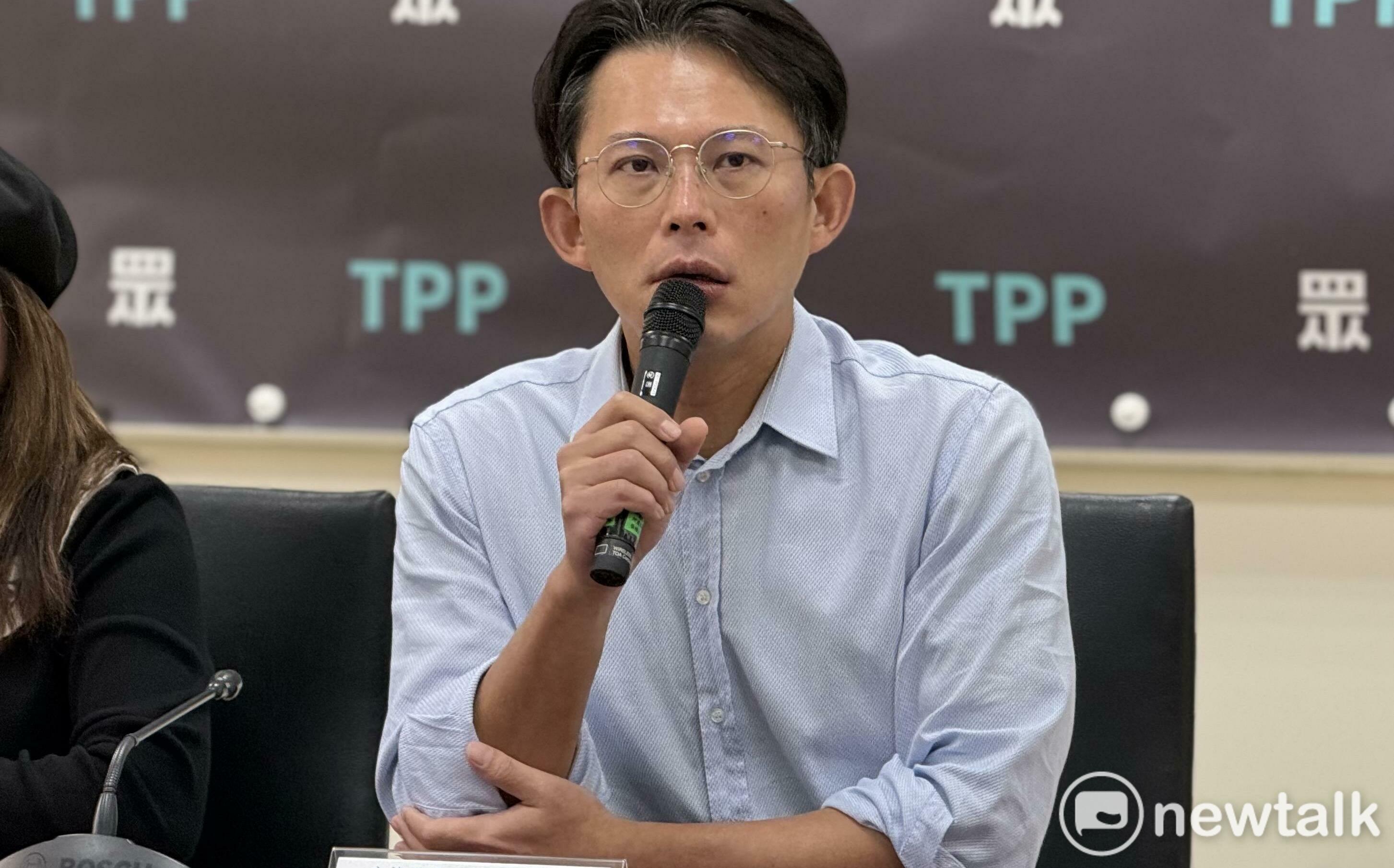 同意AIT谷立言稱「自由不是免費」 黃國昌:但花錢總該拿到武器吧?