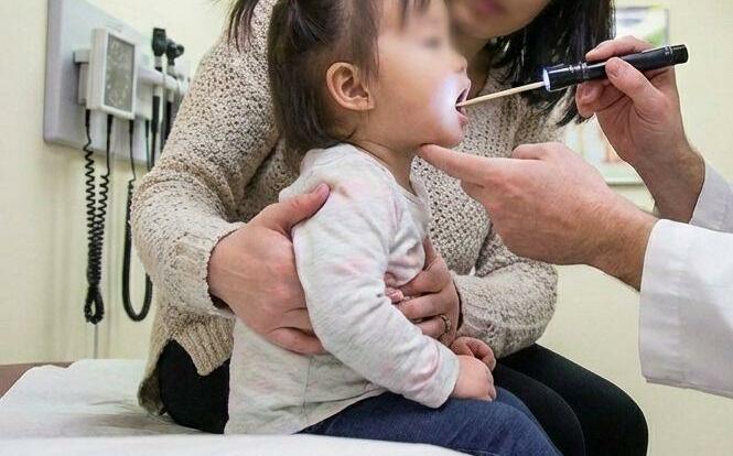 醫術不如媽媽直覺?母稱腸病毒藥兒瞬間「滿血復活」 律師酸:以後乾脆問 AI