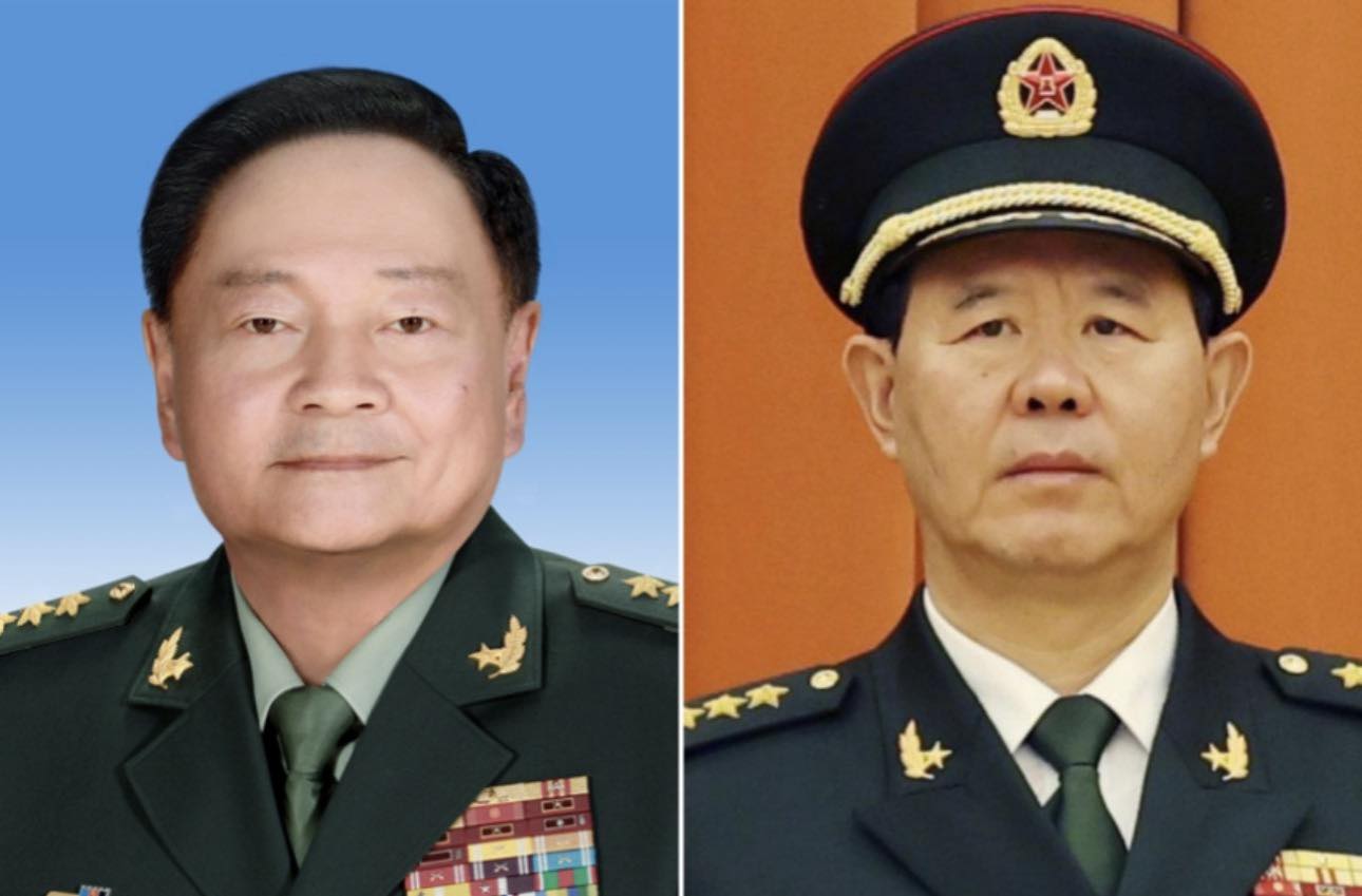  中共中央軍委副主席張又俠（左）以及中央軍委聯合參謀部參謀長劉振立（右）。 圖：翻攝矢板明夫臉書 