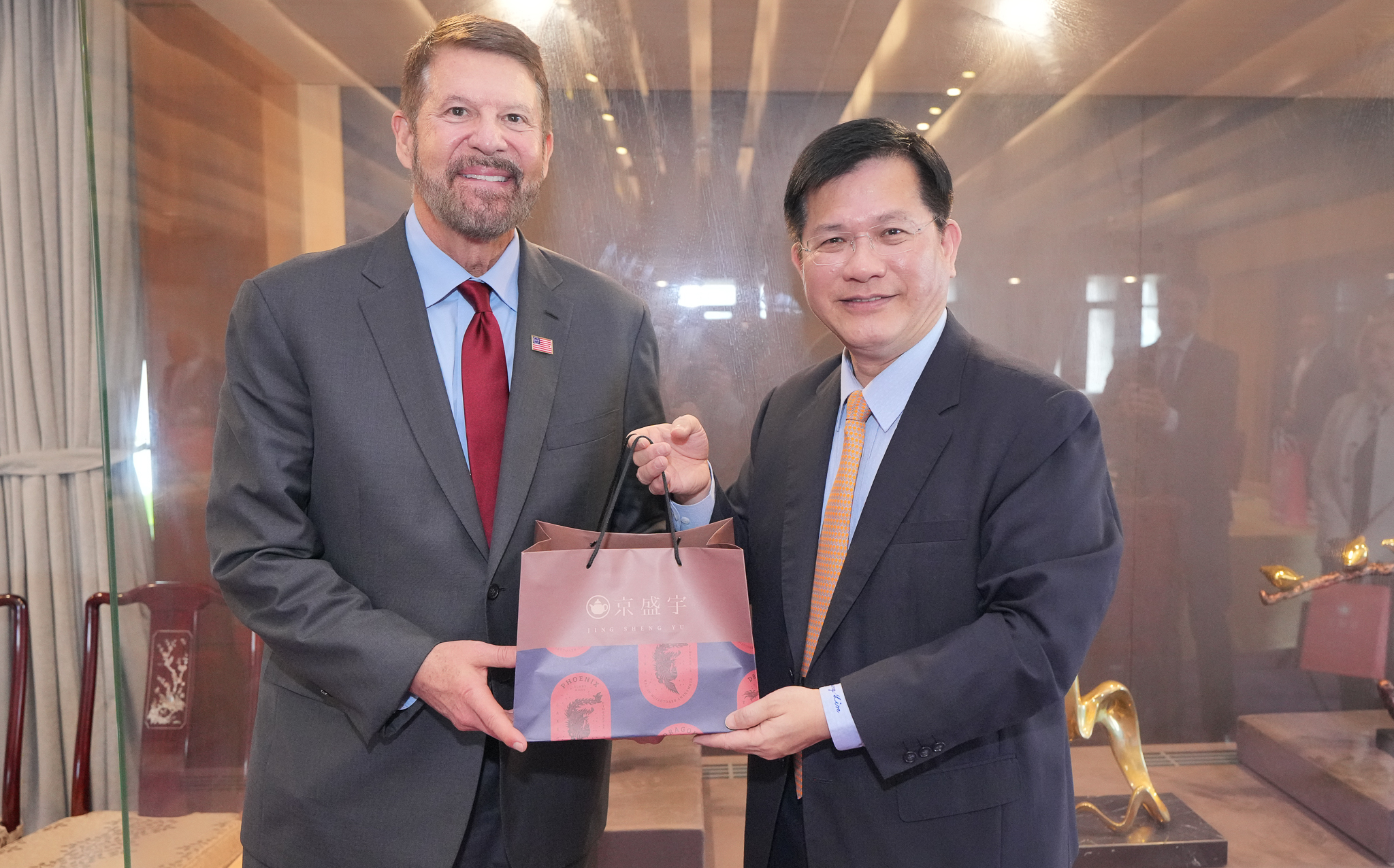 盼美儘速通過避免雙重課稅 林佳龍:以「台灣模式」打造台美聯合艦隊