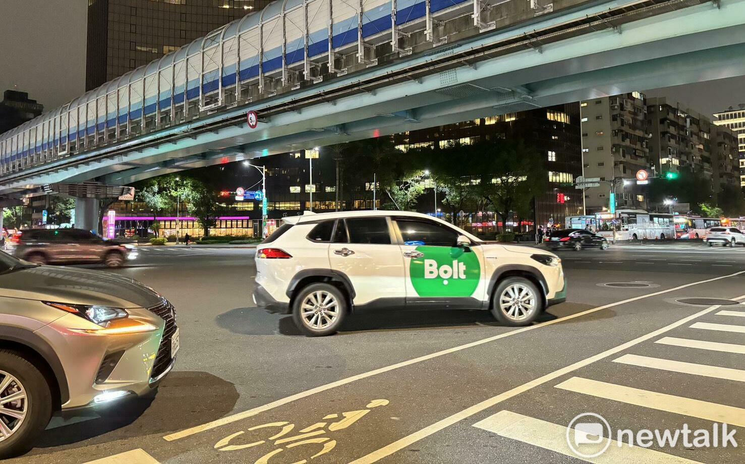 政大男遭丟包輾斃!Bolt稱「不便說明」遭撻伐 名導批:逃避責任