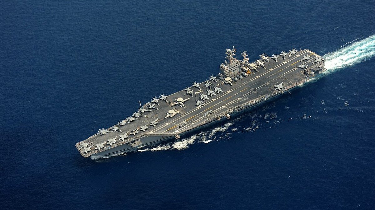  「林肯號」（USS Abraham Lincoln CVN-72）核動力航空母艦戰鬥群。 圖：翻攝自 X 