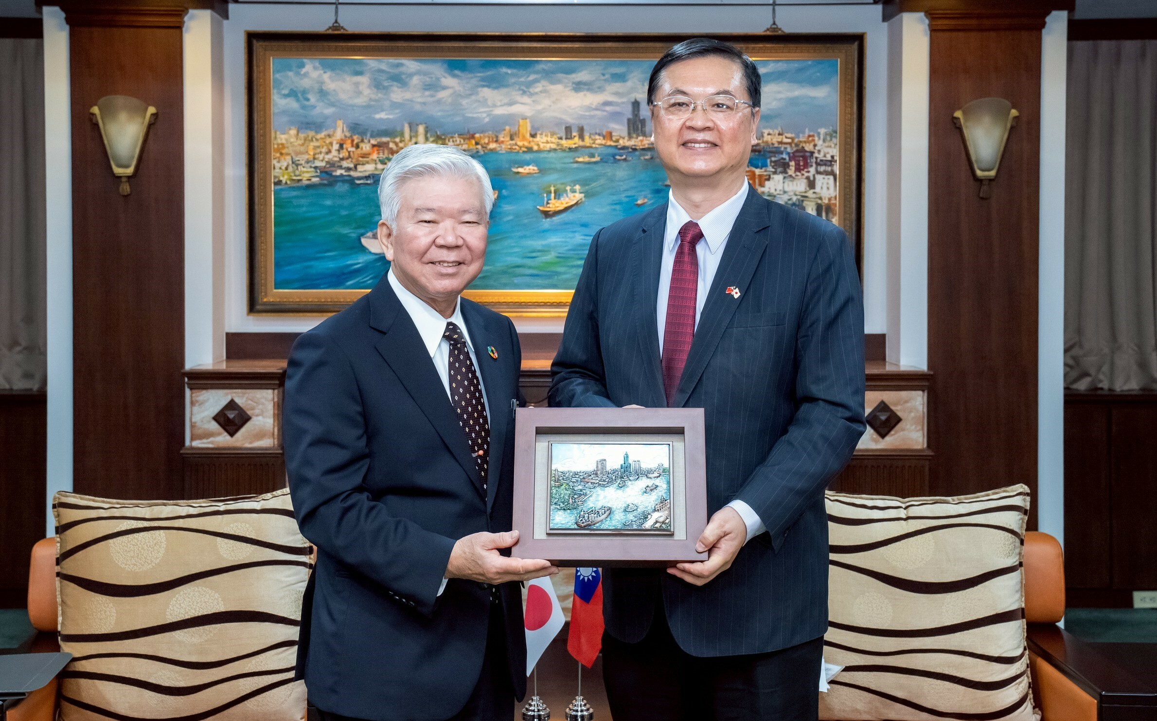 沖繩縣副知事率團首訪高 聚焦智慧城市與新創合作