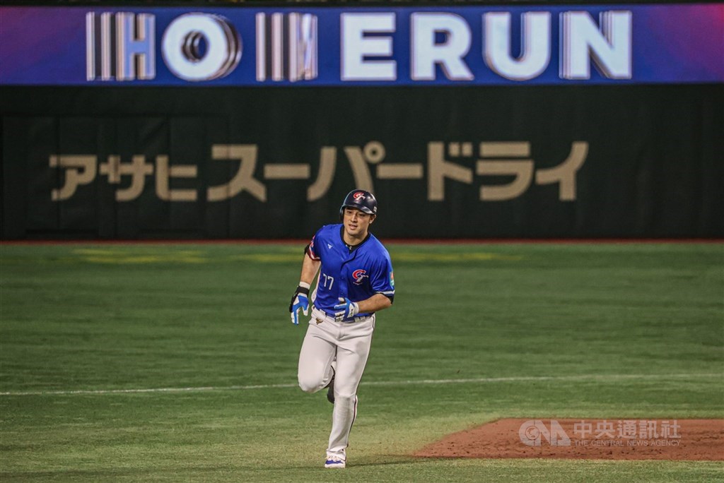 林安可春訓實戰投打練習 入選WBC台灣隊很開心