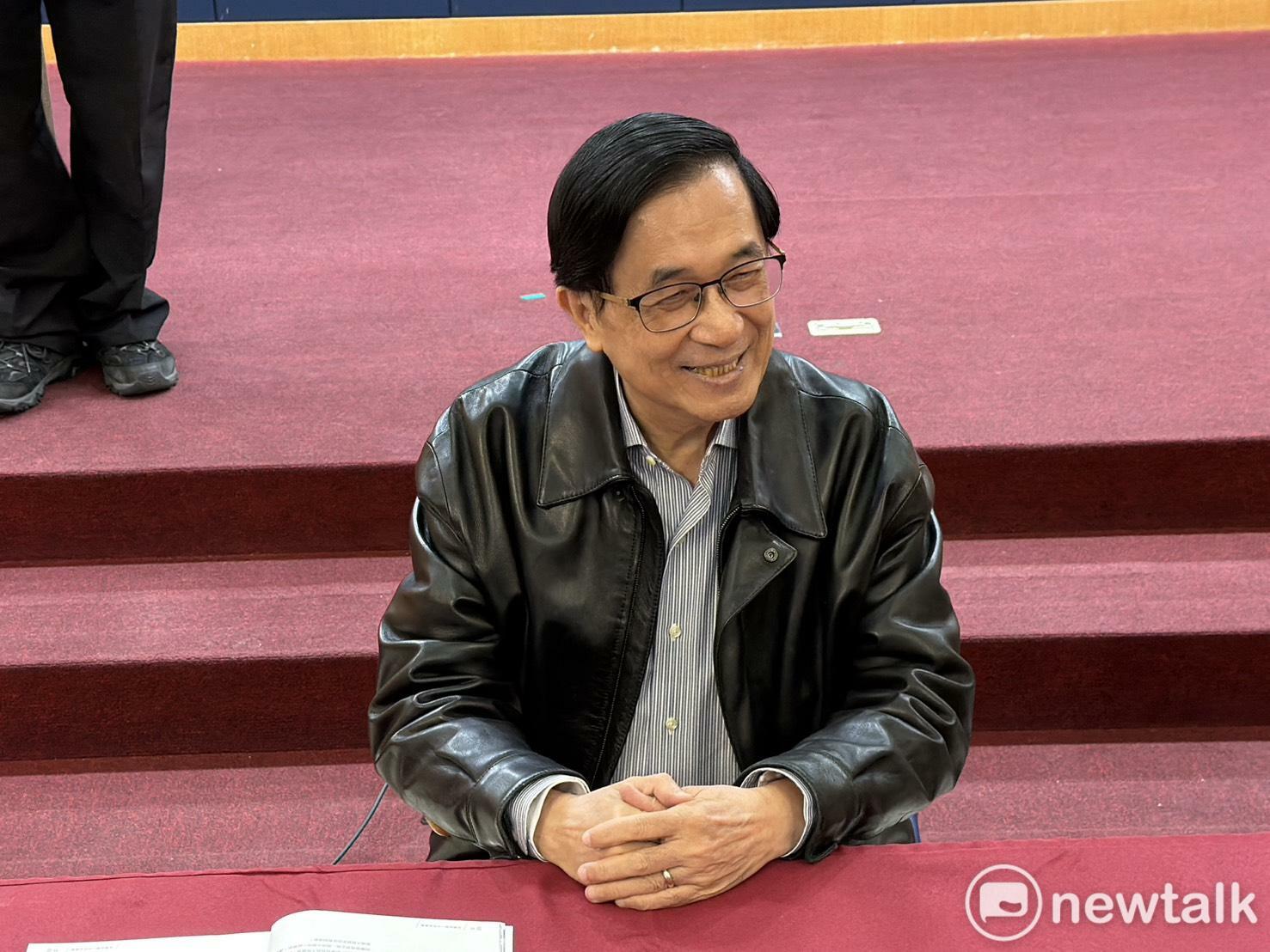藍白曬照力挺鬍鬚張 陳水扁轟「拿滷肉飯當政治道具」:看了真噁心