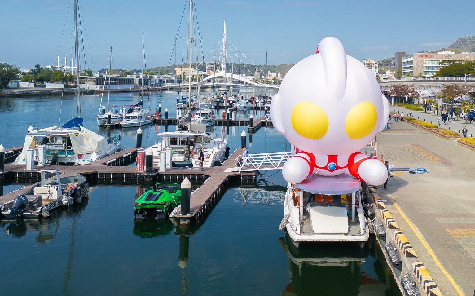 高雄冬日遊樂園再祭彩蛋 Q版初代超人力霸王領航愛河灣