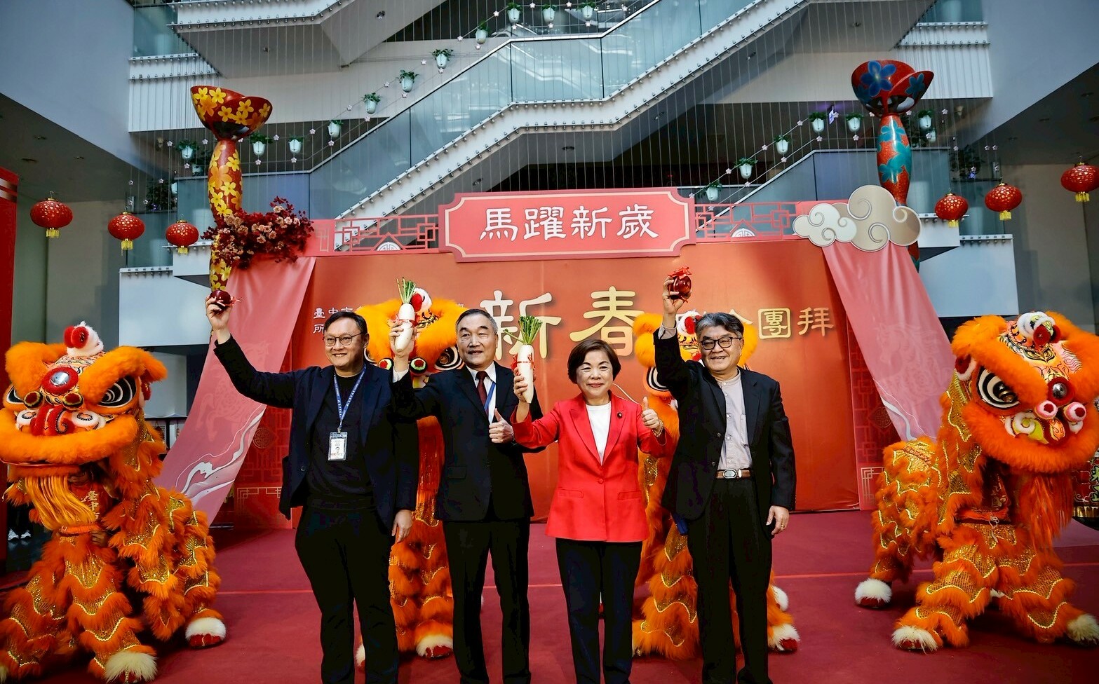 盧秀燕缺席團拜年前即決定 原因副市長一問三不知