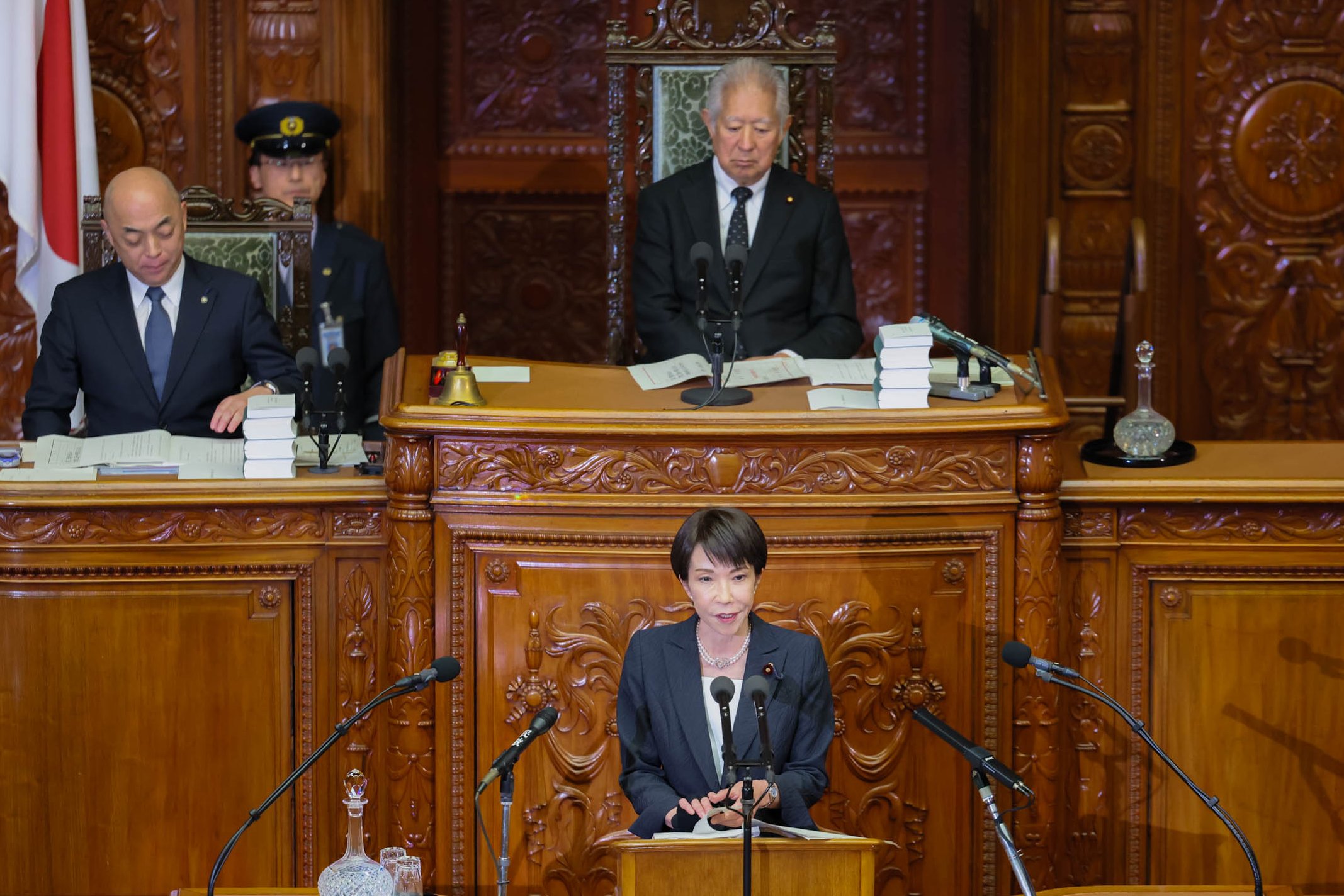 日本內閣總理大臣(首相)高市早苗（前） 圖：翻攝自高市早苗的Ｘ 