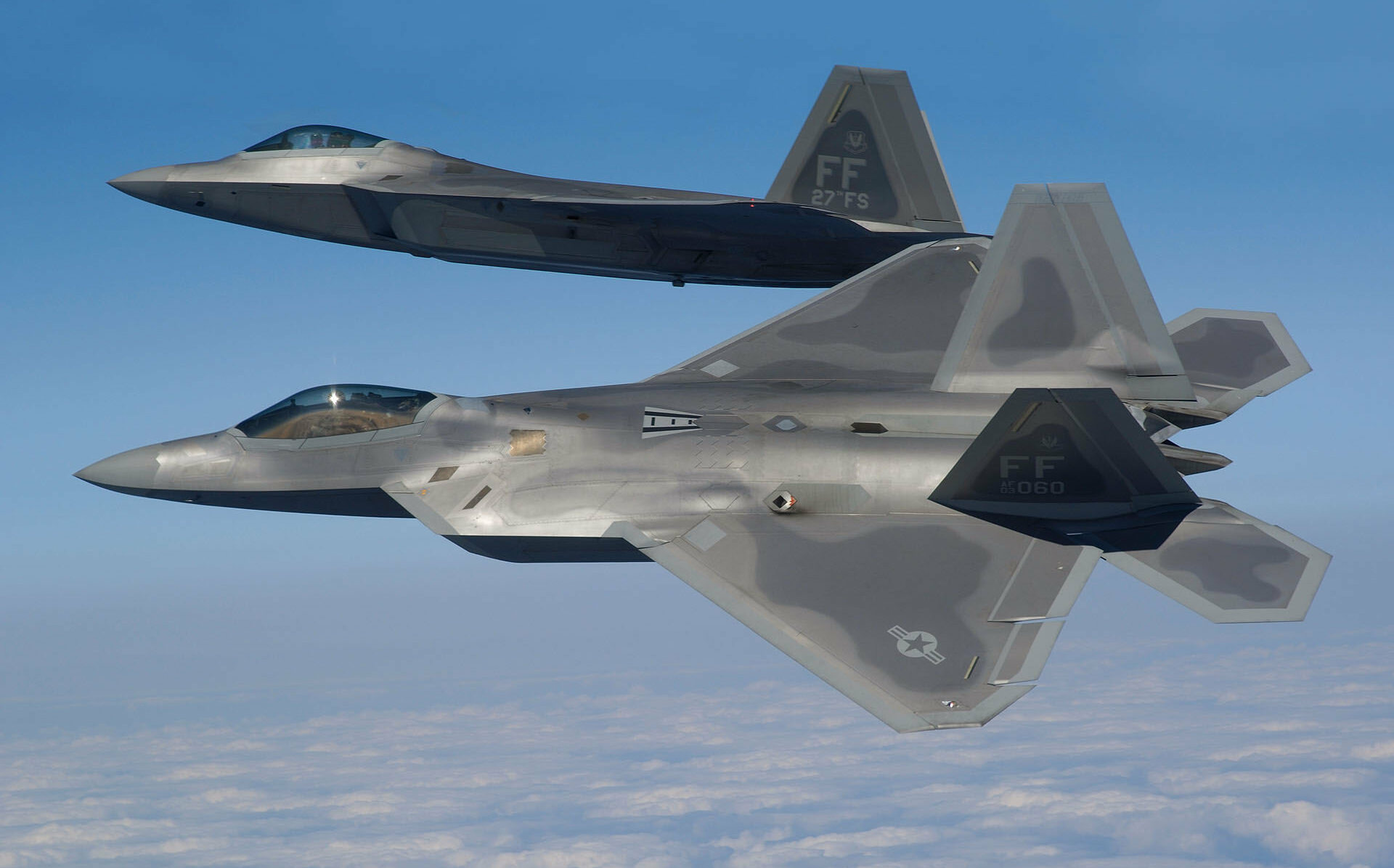 (影)12架F-22猛禽進駐以色列! 美「末日戰機」起飛、百架加油機待命