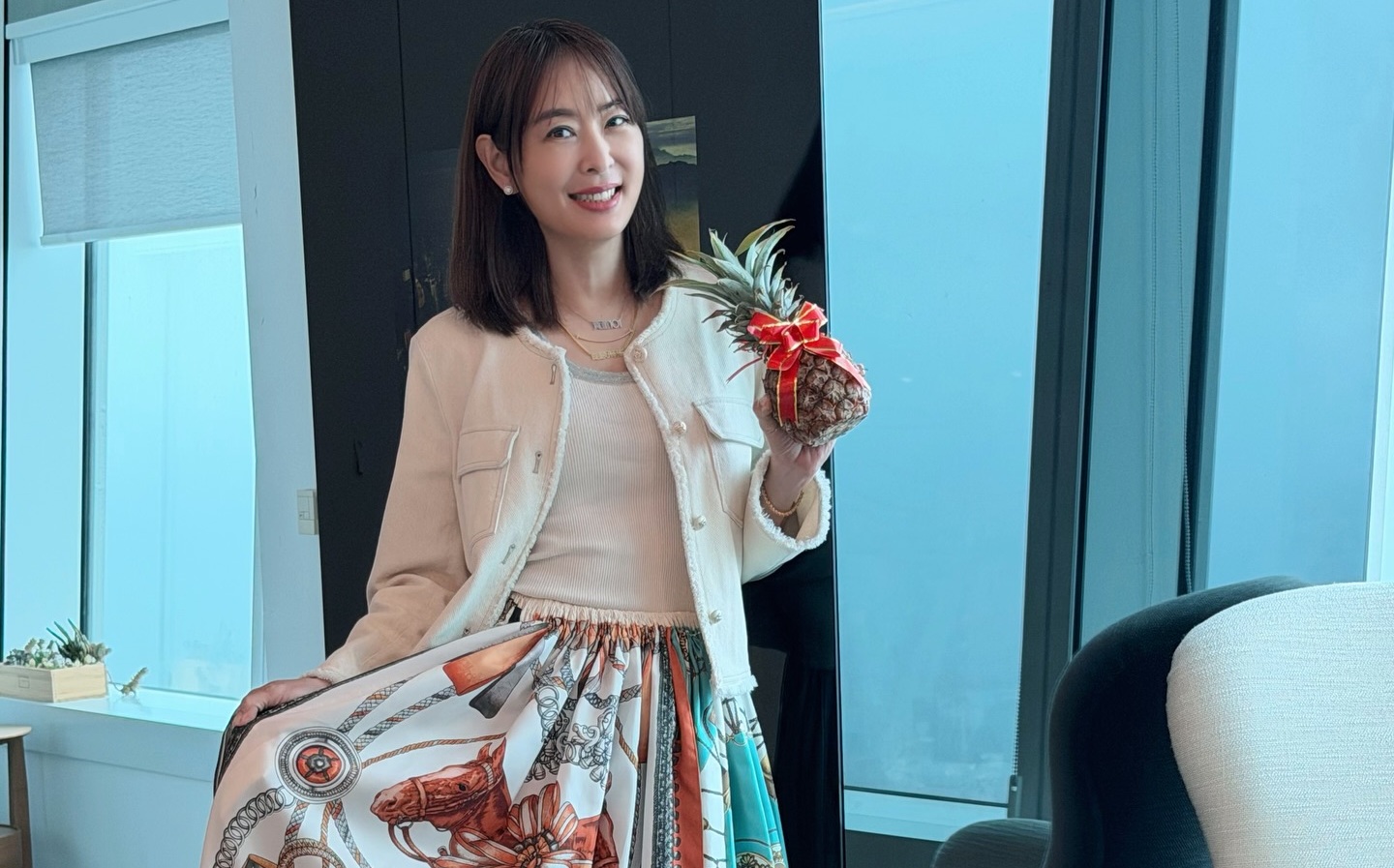 蔡正元挖昔日裸背廣告問「美不美」!賈永婕怒轟:物化女性舊思維