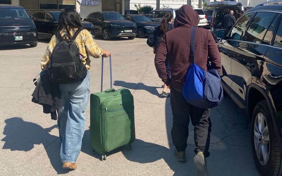 協助兩名滯留以色列國人陸路離境 外交部持續關注中東衝突局勢