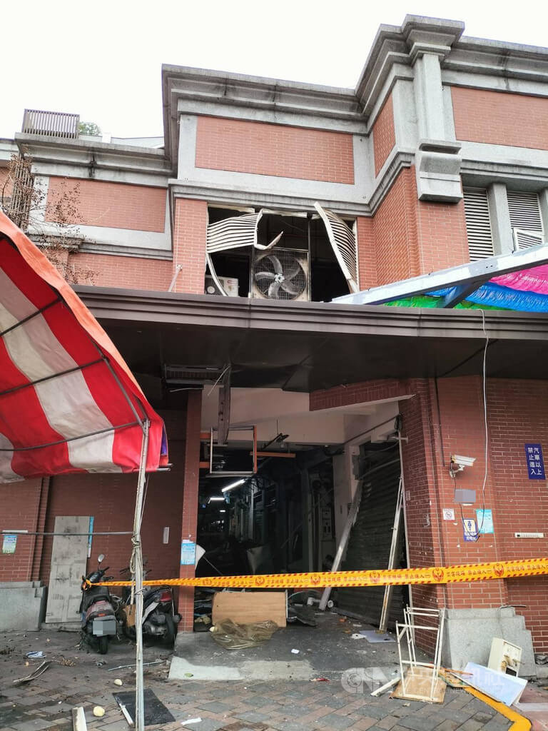 台中建國市場疑瓦斯氣爆 七旬攤商受輕傷